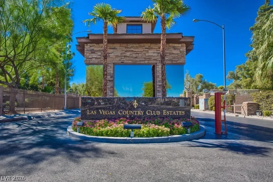 770 Tam O Shanter, Las Vegas, NV 89109