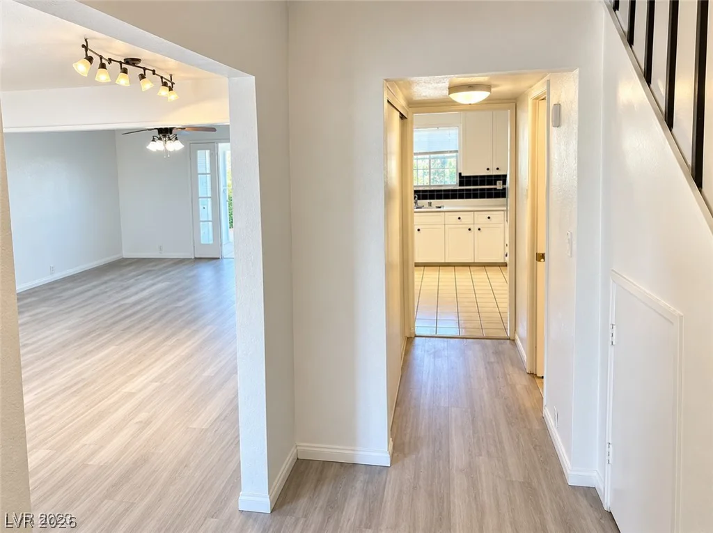770 Tam O Shanter, Las Vegas, NV 89109