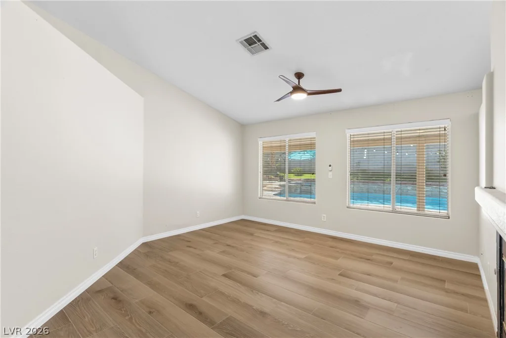 7233 Hawk Haven, Las Vegas, NV 89131