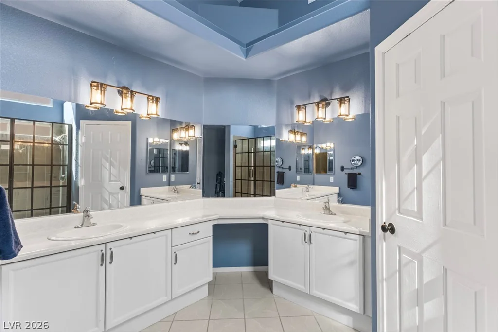 7233 Hawk Haven, Las Vegas, NV 89131