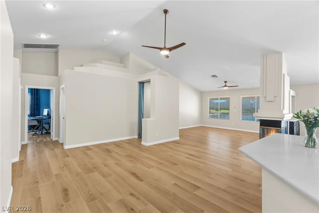 7233 Hawk Haven, Las Vegas, NV 89131