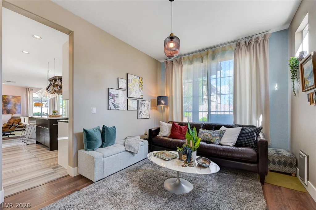 3028 Carbondale, Las Vegas, NV 89135