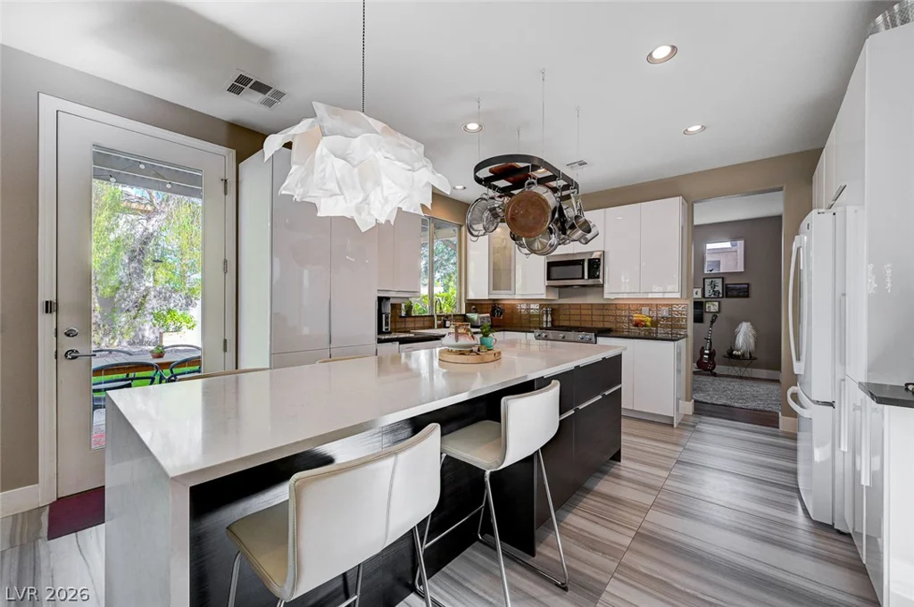3028 Carbondale, Las Vegas, NV 89135