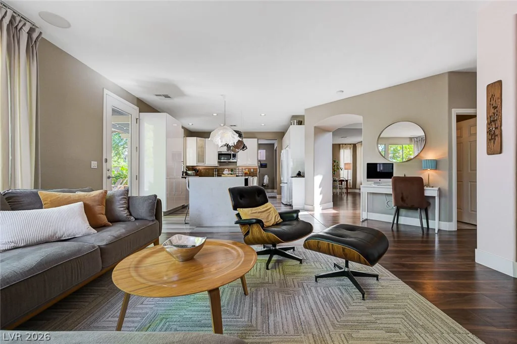 3028 Carbondale, Las Vegas, NV 89135