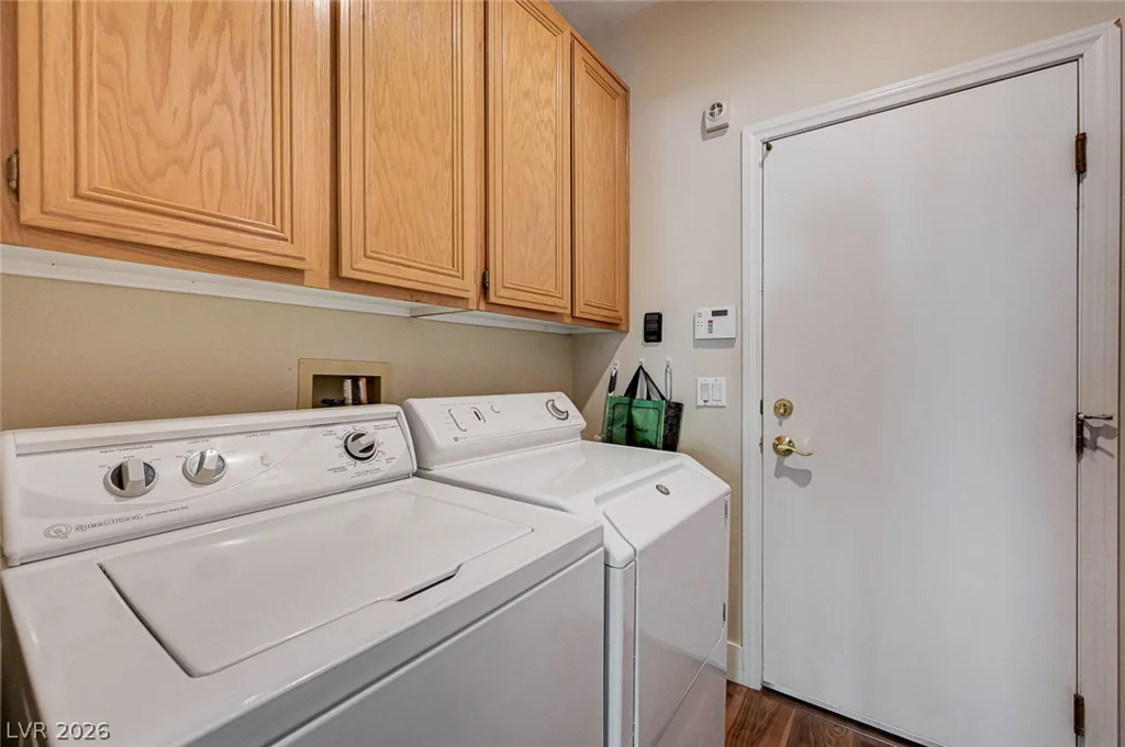 3028 Carbondale, Las Vegas, NV 89135