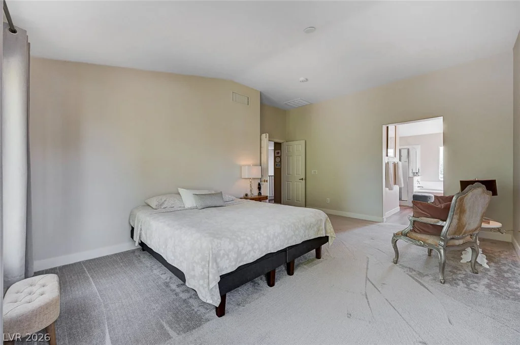 3028 Carbondale, Las Vegas, NV 89135