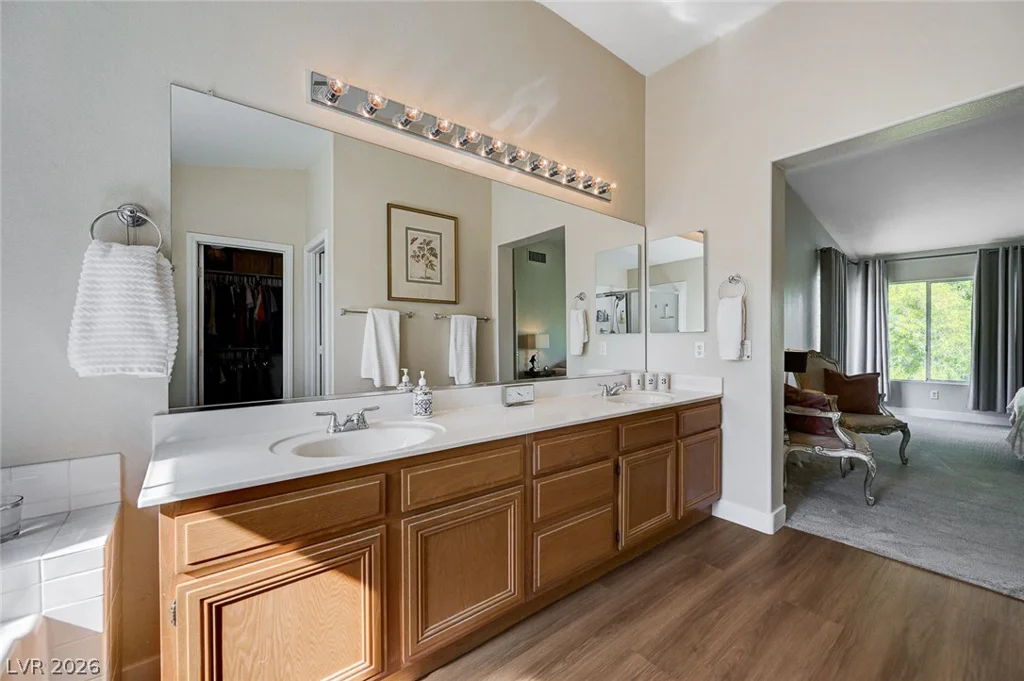 3028 Carbondale, Las Vegas, NV 89135