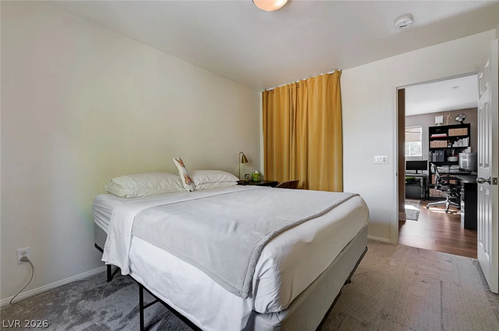 3028 Carbondale, Las Vegas, NV 89135