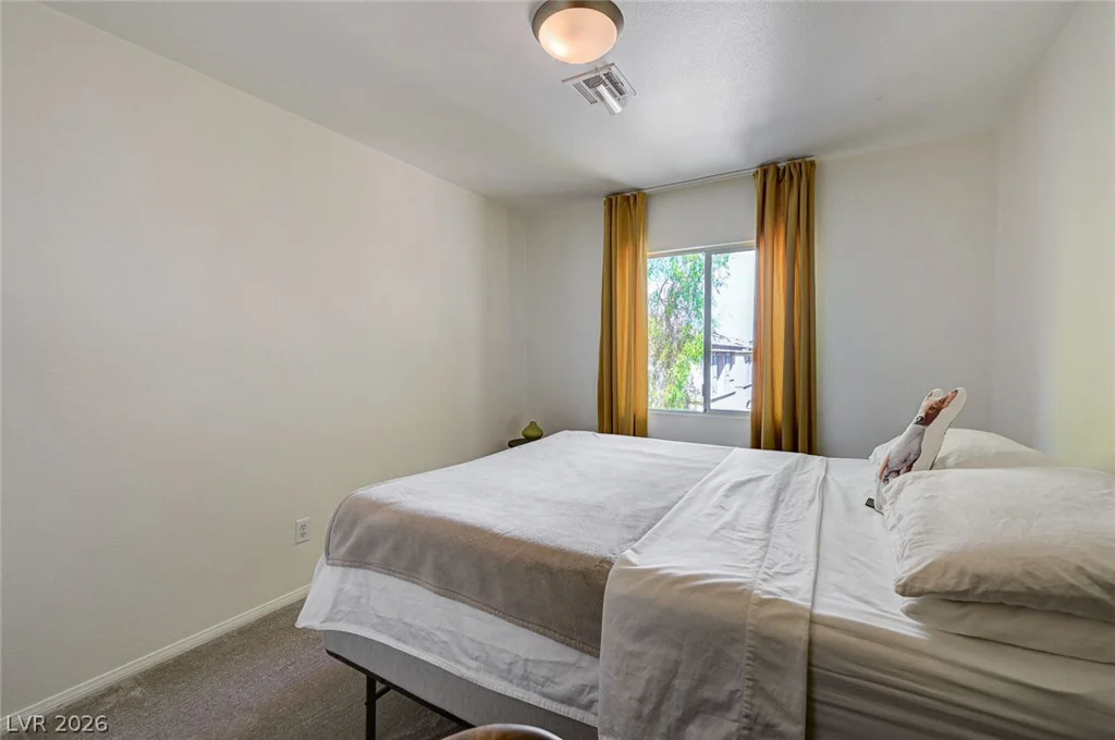 3028 Carbondale, Las Vegas, NV 89135