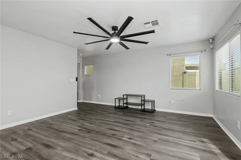 6519 Baylyn, Las Vegas, NV 89122