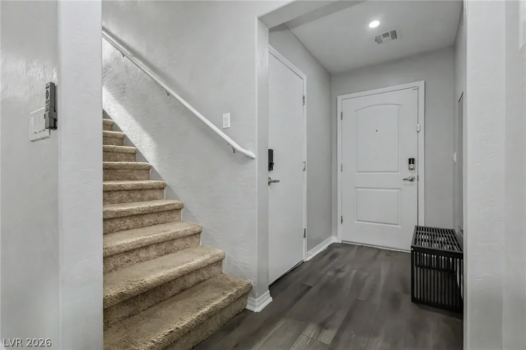 6519 Baylyn, Las Vegas, NV 89122