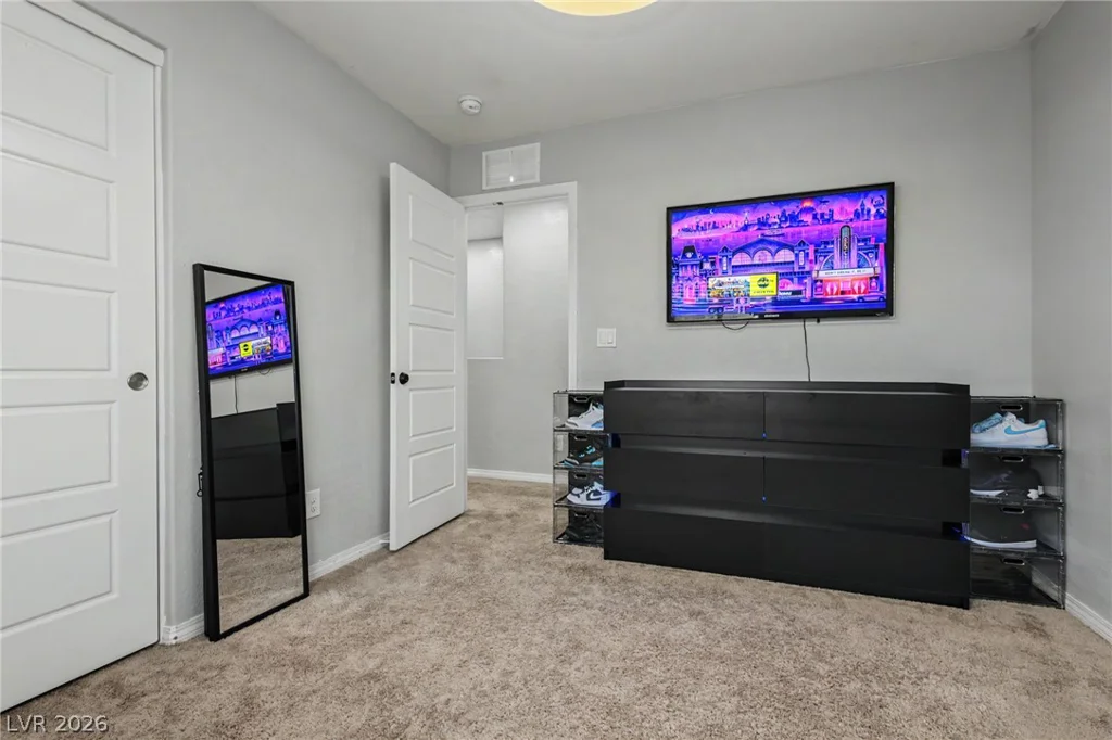 6519 Baylyn, Las Vegas, NV 89122