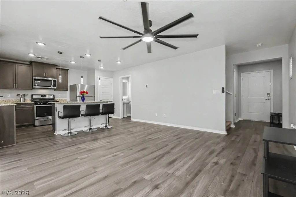 6519 Baylyn, Las Vegas, NV 89122
