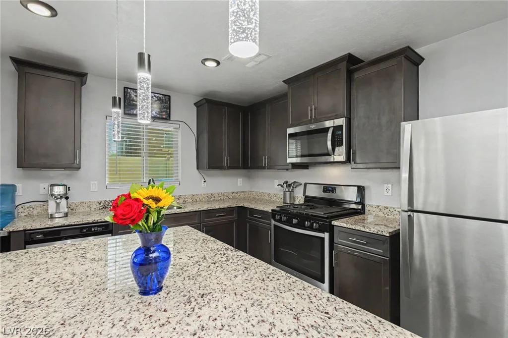 6519 Baylyn, Las Vegas, NV 89122