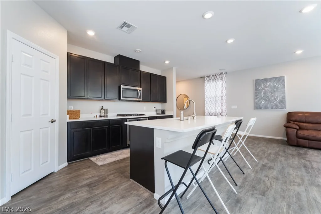 5546 Lushan, Las Vegas, NV 89148