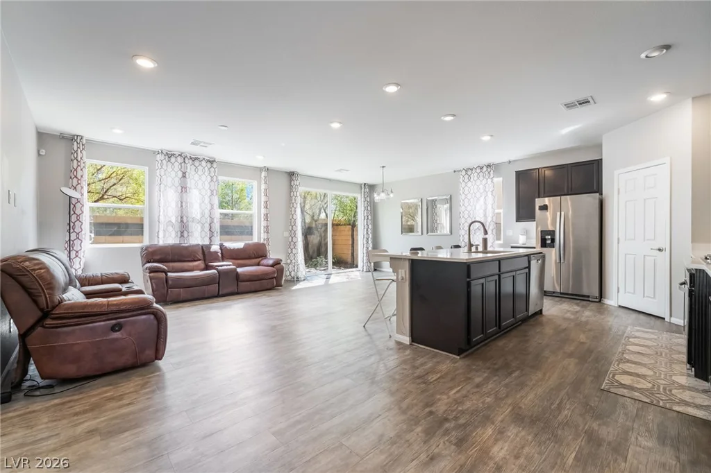 5546 Lushan, Las Vegas, NV 89148