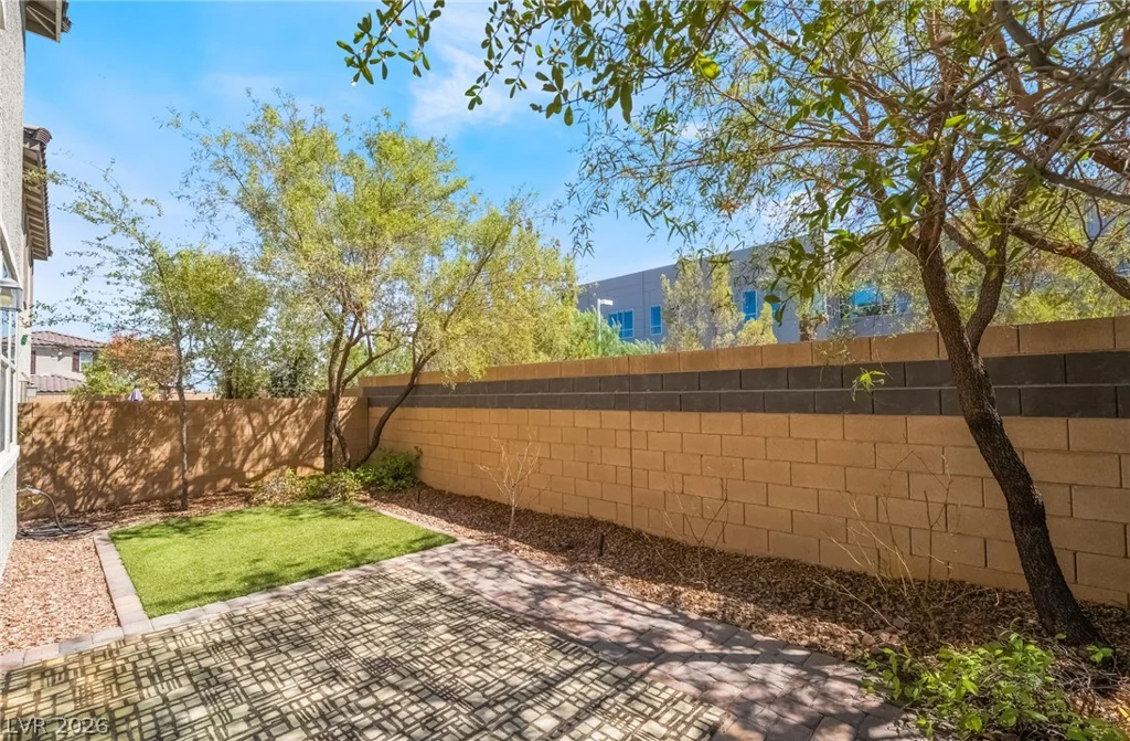 5546 Lushan, Las Vegas, NV 89148