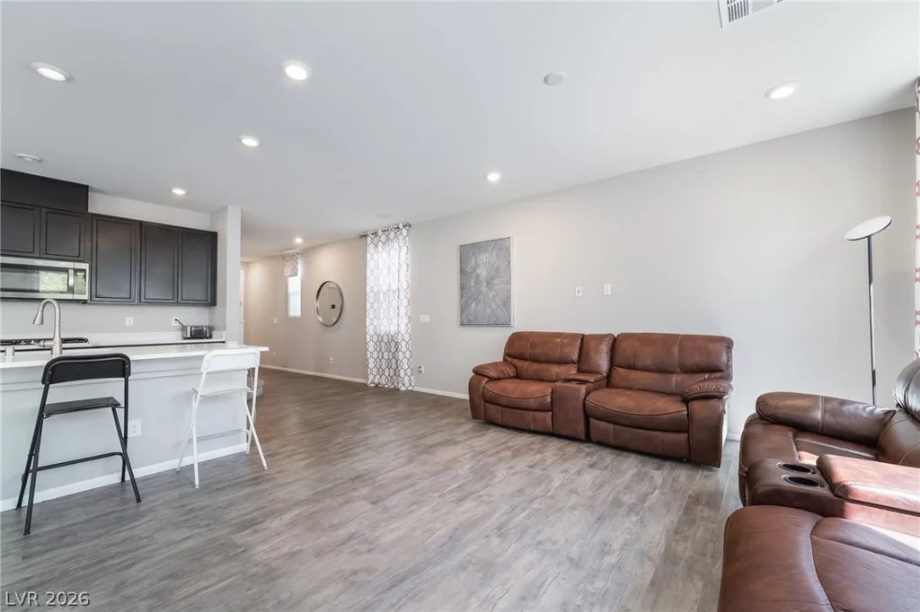 5546 Lushan, Las Vegas, NV 89148