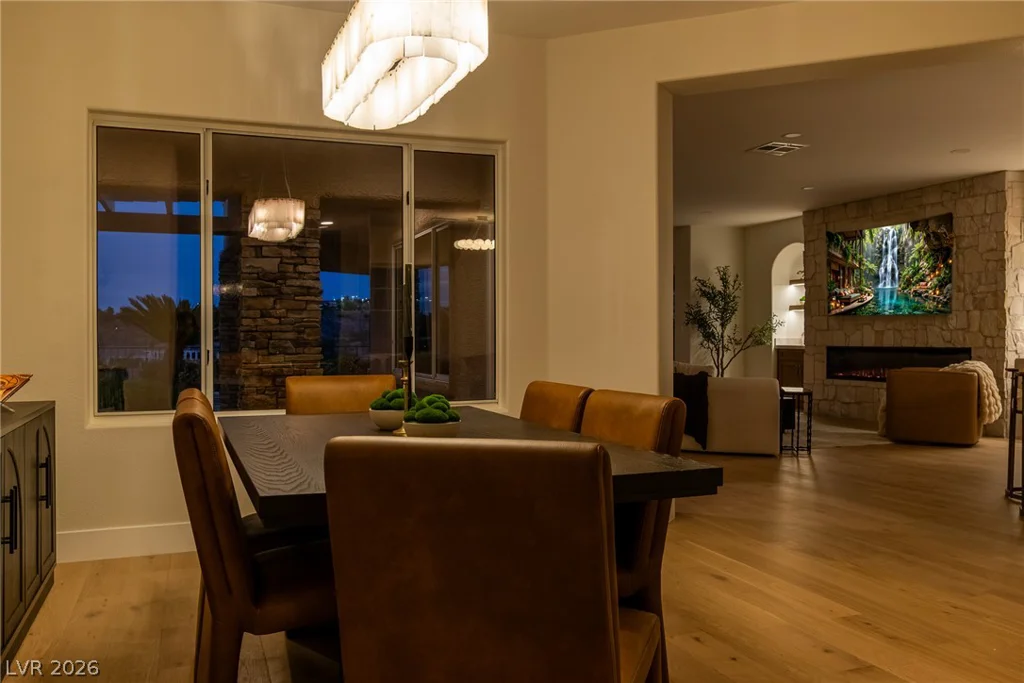 2734 Cherrydale Falls, Henderson, NV 89052