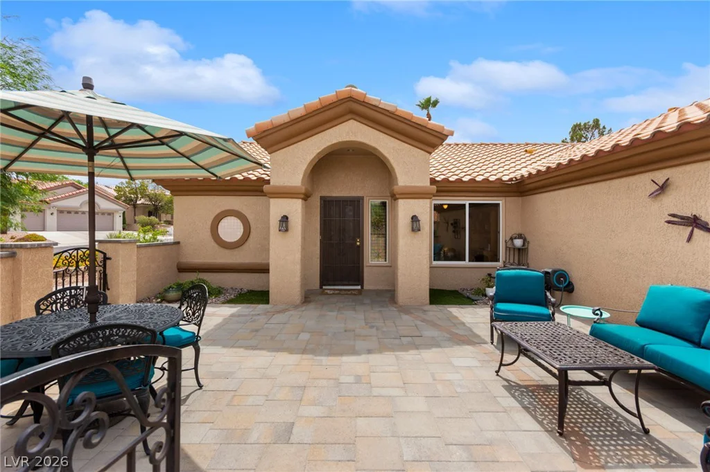 9901 Woodhouse, Las Vegas, NV 89134
