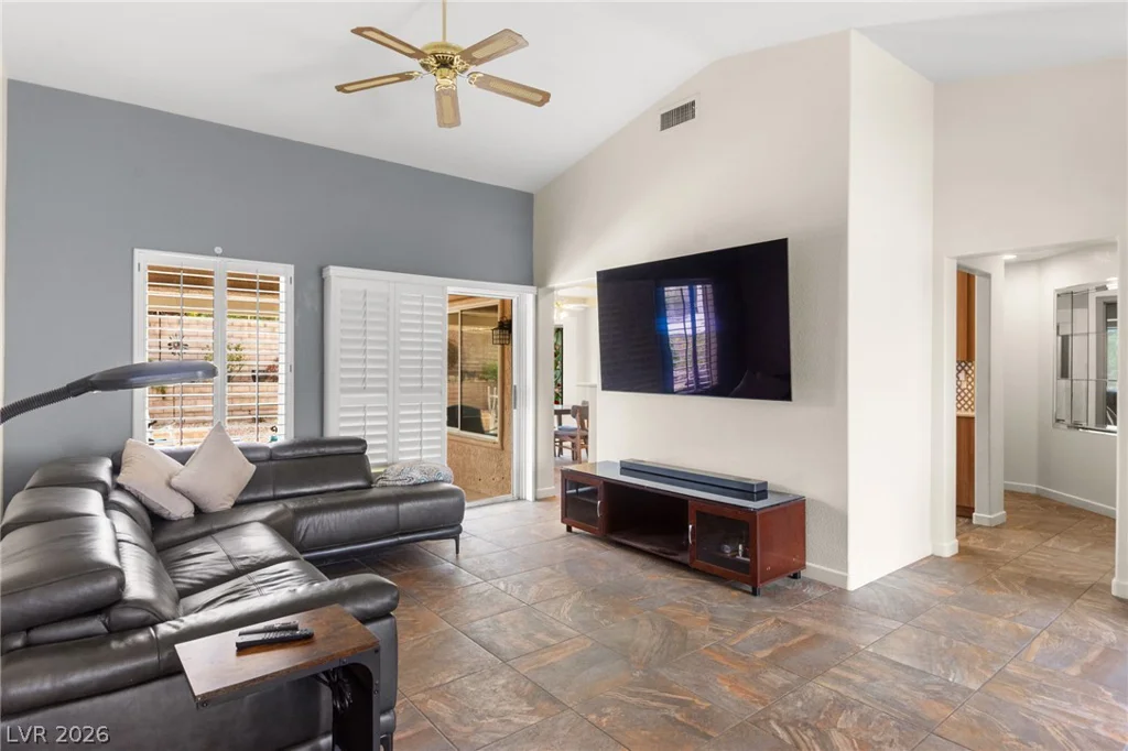 9901 Woodhouse, Las Vegas, NV 89134