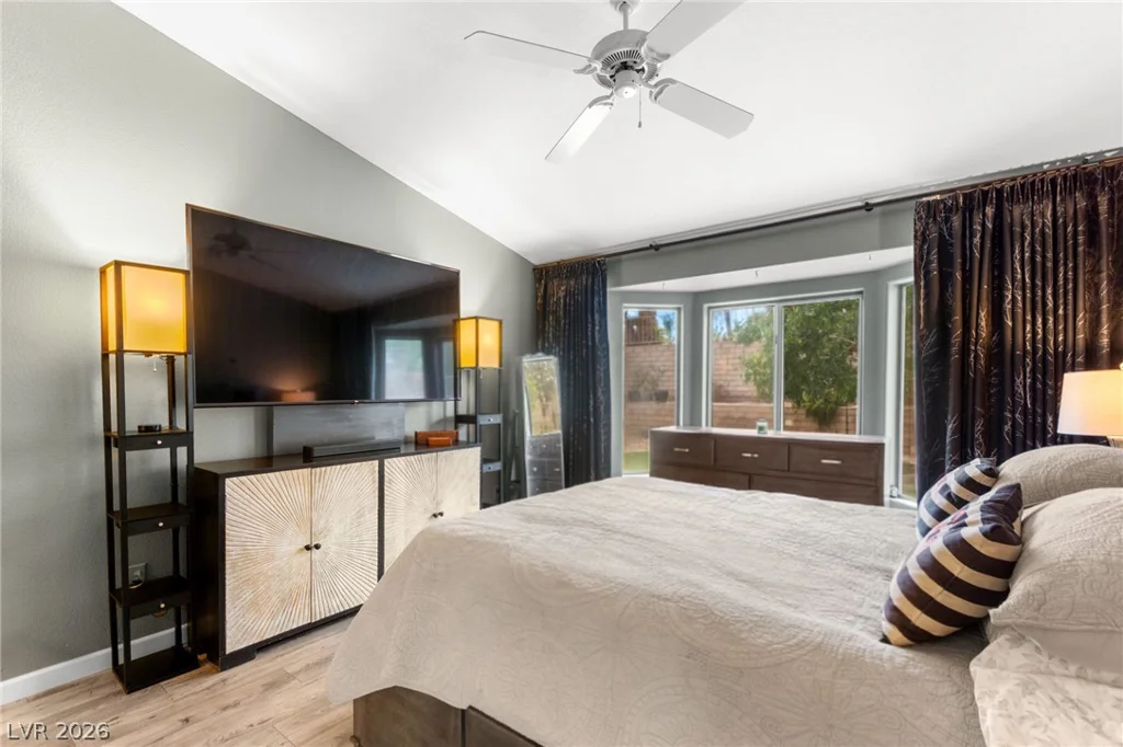 9901 Woodhouse, Las Vegas, NV 89134
