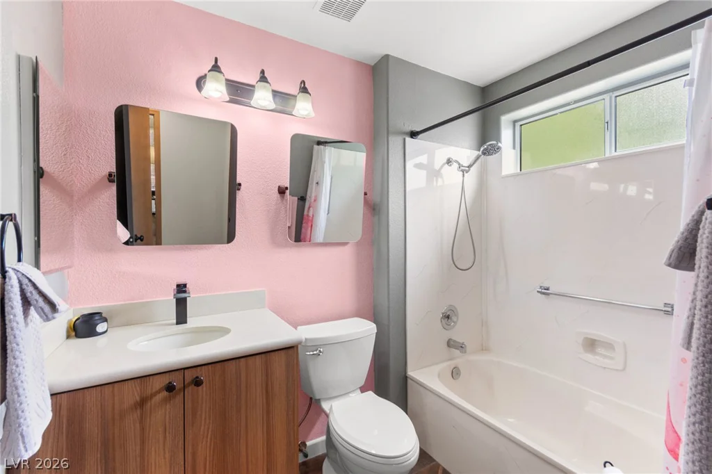 9901 Woodhouse, Las Vegas, NV 89134