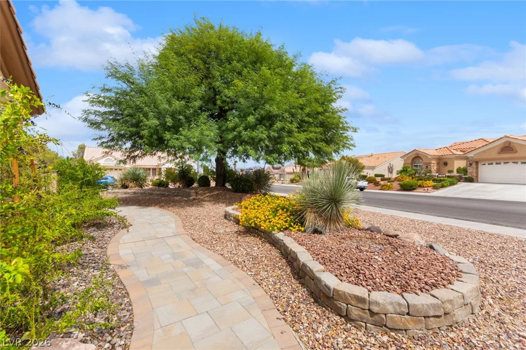 9901 Woodhouse, Las Vegas, NV 89134