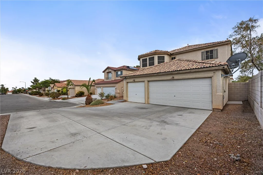 9797 Vista Crest, Las Vegas, NV 89148