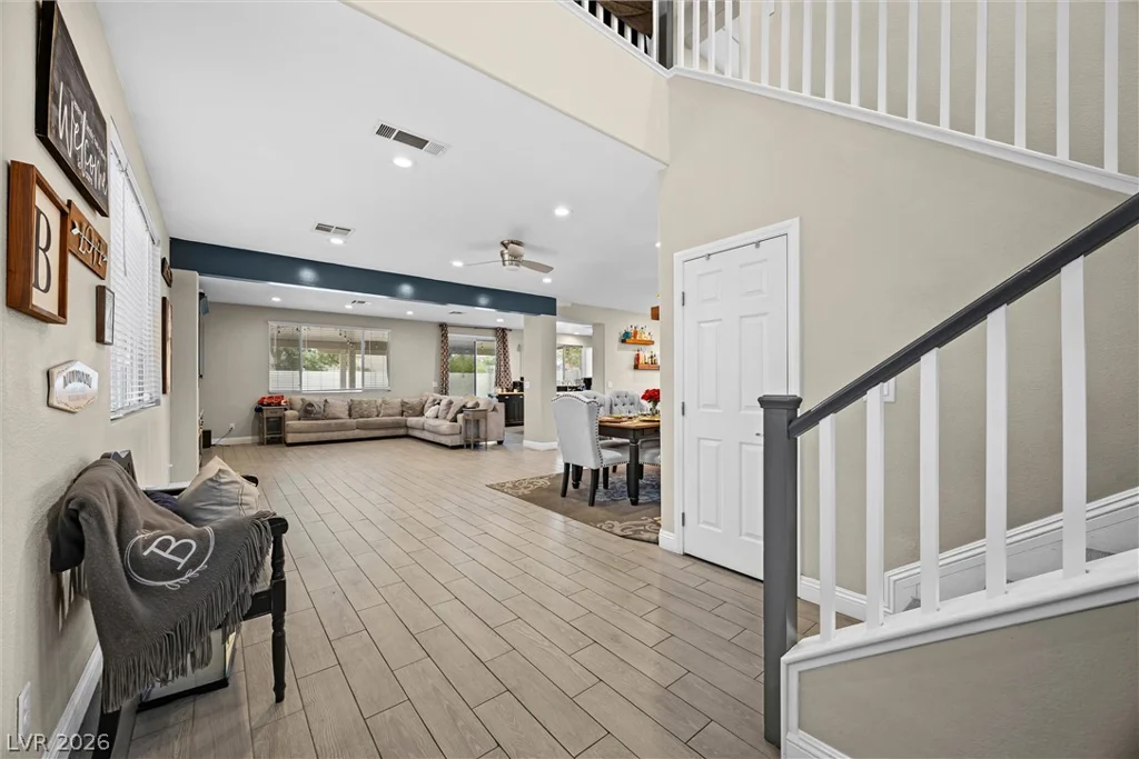9797 Vista Crest, Las Vegas, NV 89148