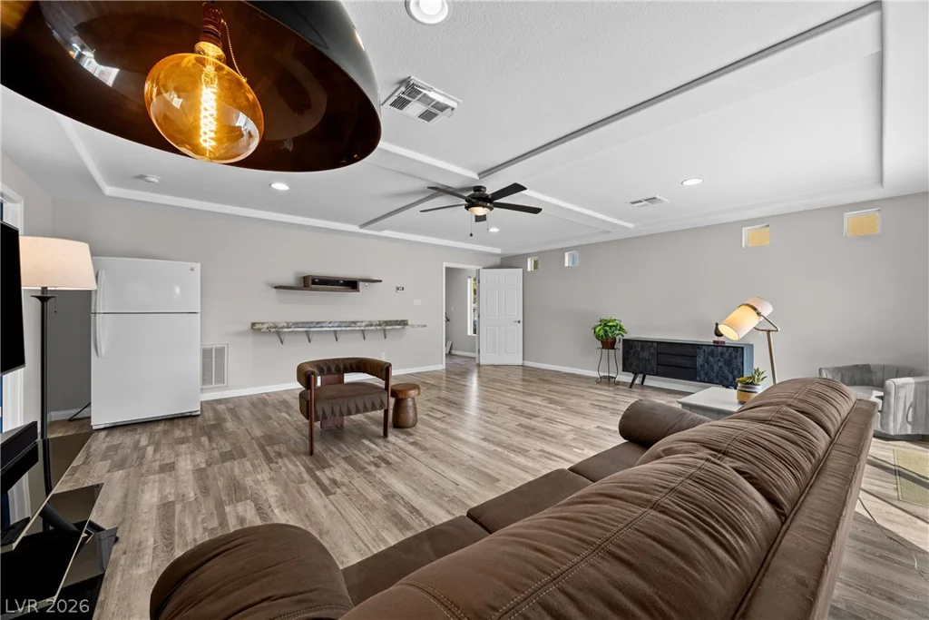 5355 Tartan Hill, Las Vegas, NV 89141