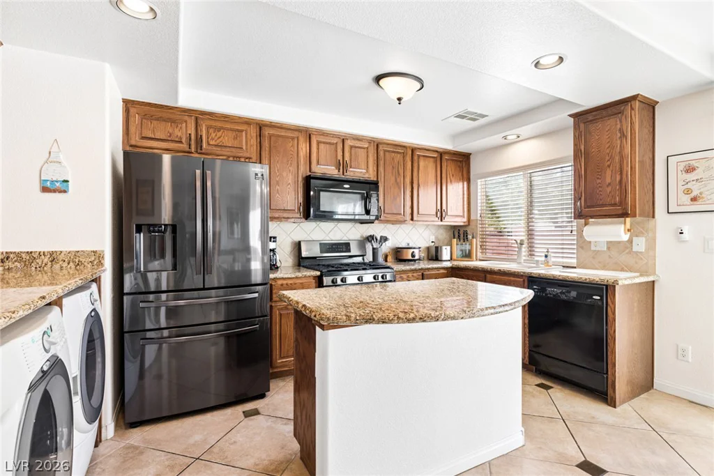 6229 White Point, Las Vegas, NV 89139