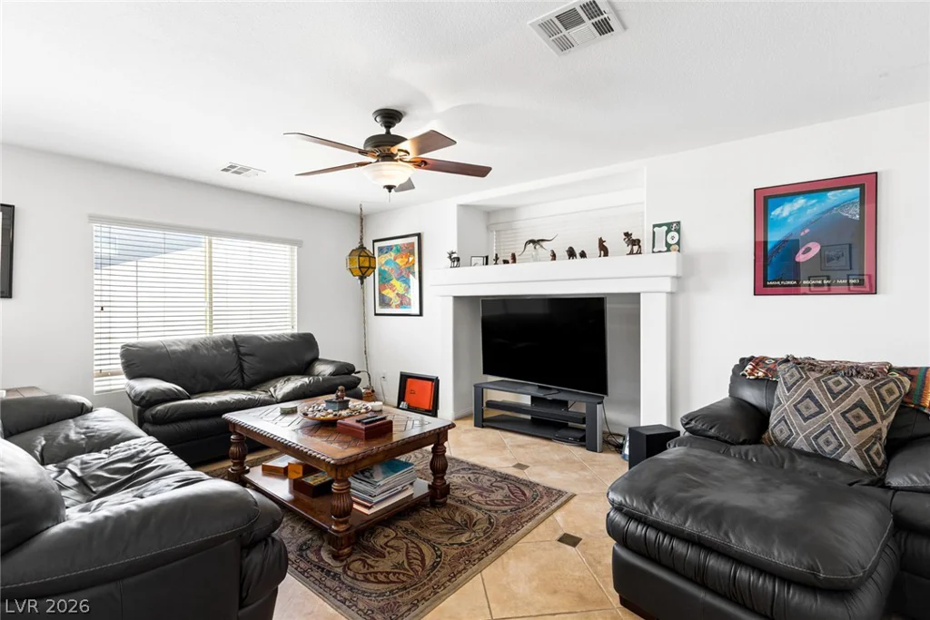 6229 White Point, Las Vegas, NV 89139