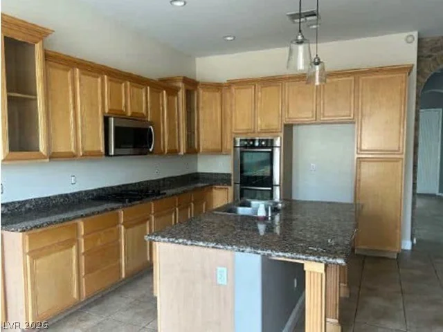 10800 Villa Torre, Las Vegas, NV 89141