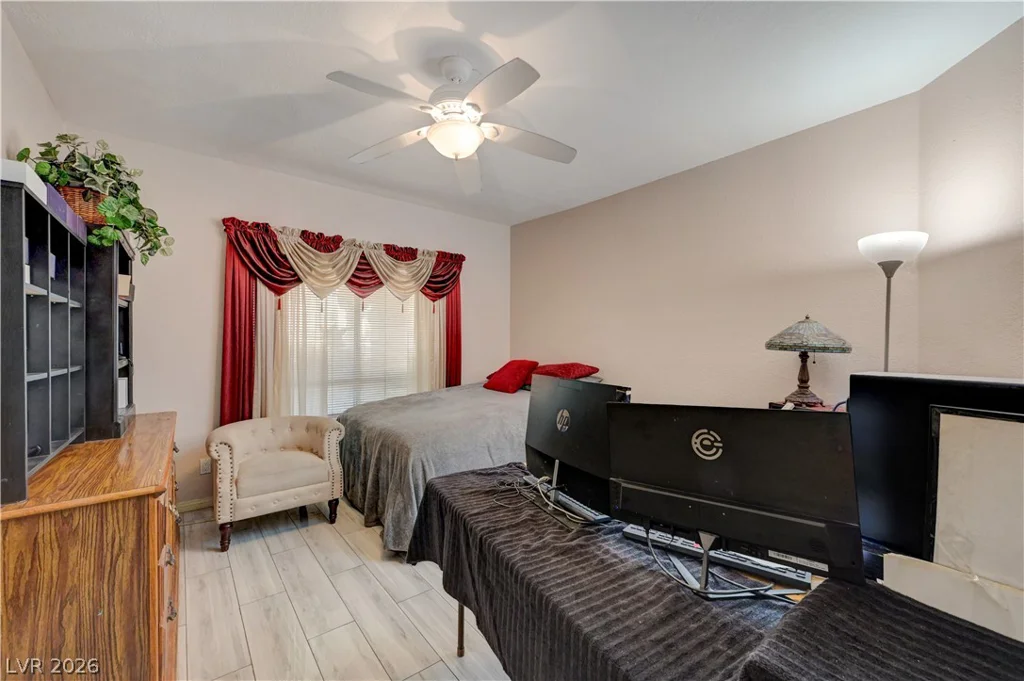 1941 Napoleon, Las Vegas, NV 89156