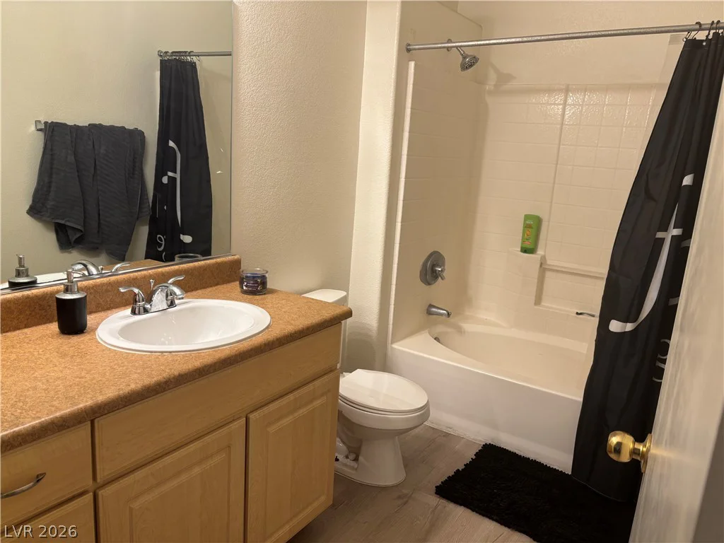 8250 Grand Canyon, Las Vegas, NV 89166