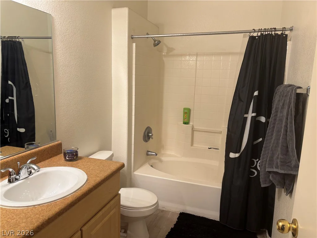 8250 Grand Canyon, Las Vegas, NV 89166