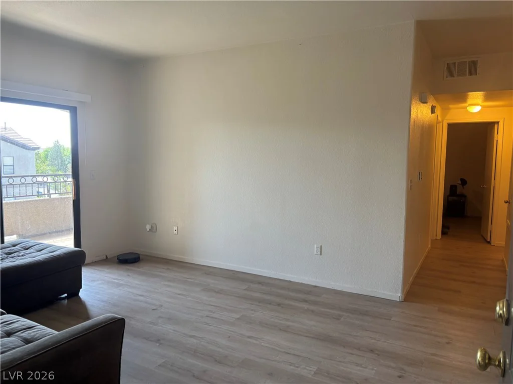 8250 Grand Canyon, Las Vegas, NV 89166
