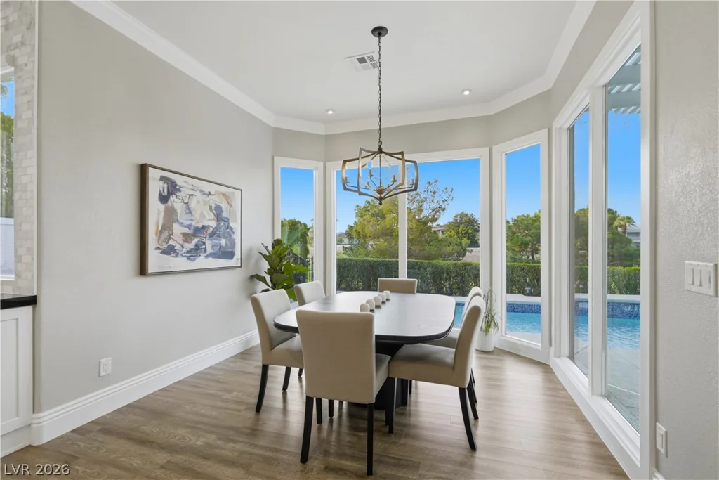 8912 Rainbow Ridge, Las Vegas, NV 89117