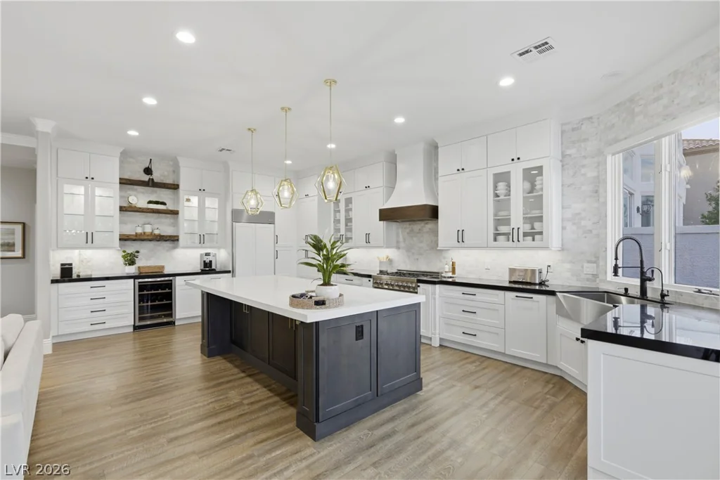 8912 Rainbow Ridge, Las Vegas, NV 89117