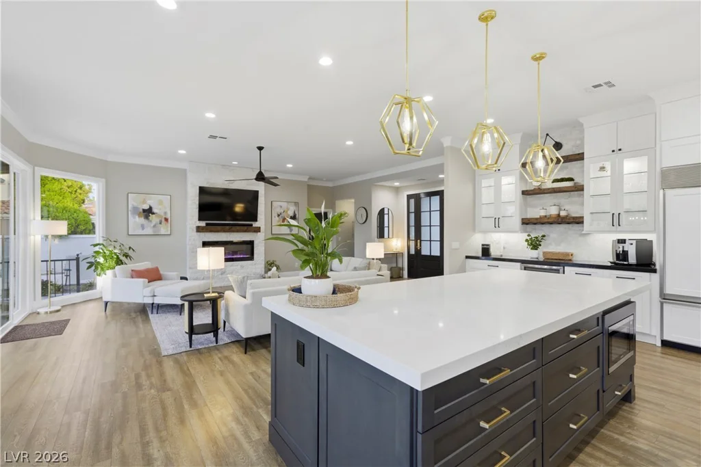 8912 Rainbow Ridge, Las Vegas, NV 89117