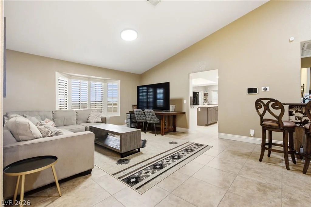 6191 Lindell, Las Vegas, NV 89118