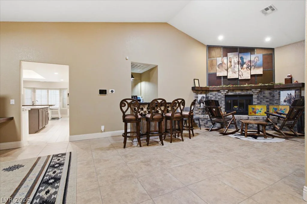 6191 Lindell, Las Vegas, NV 89118