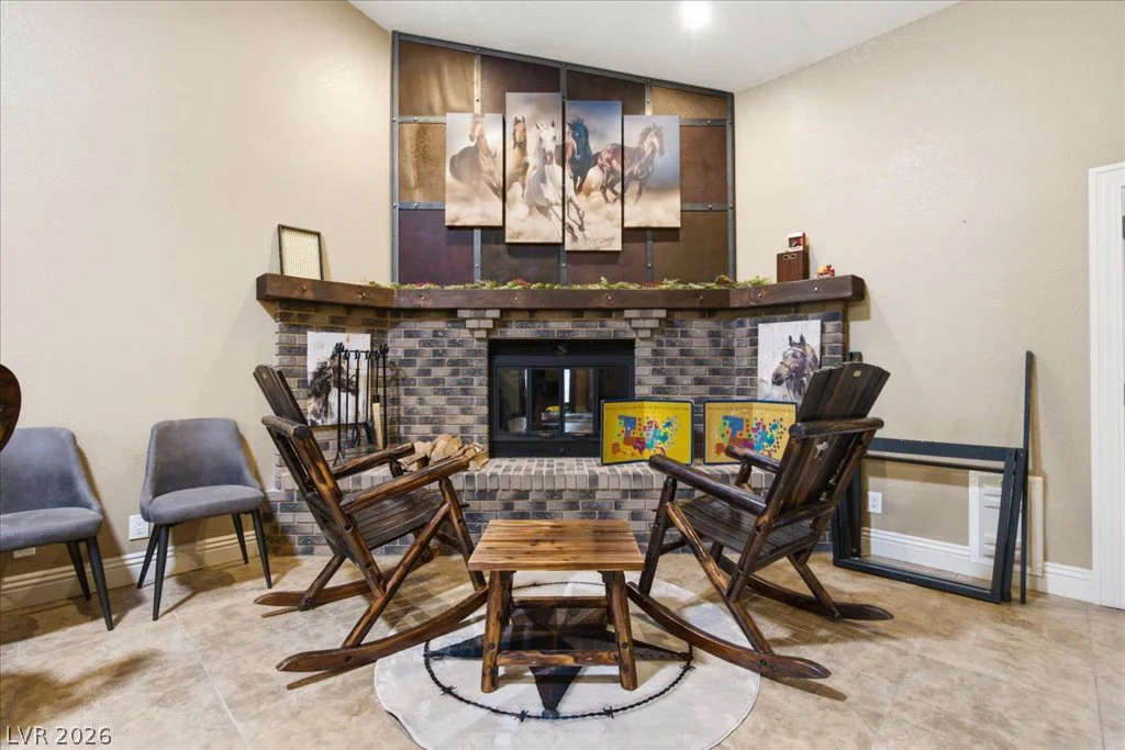 6191 Lindell, Las Vegas, NV 89118