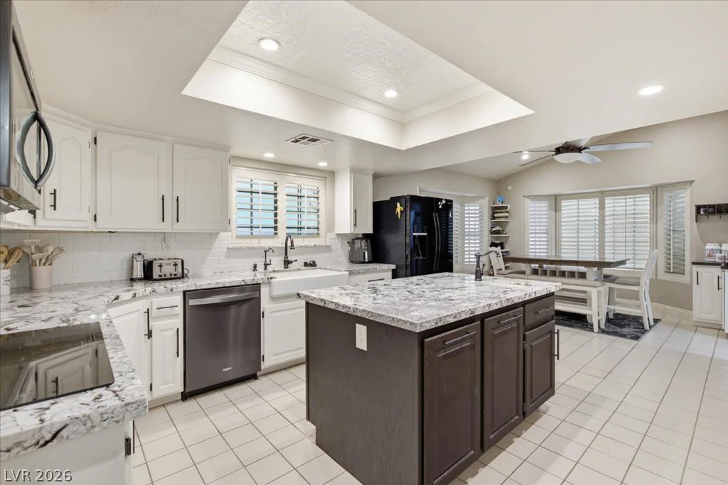 6191 Lindell, Las Vegas, NV 89118