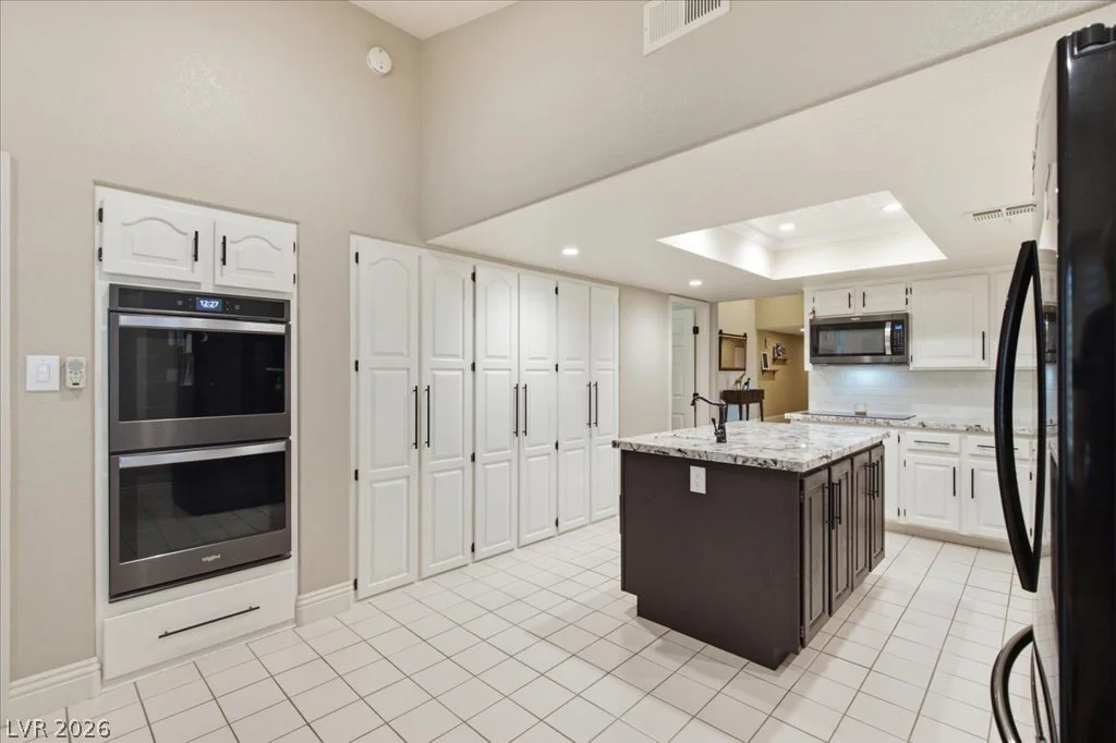 6191 Lindell, Las Vegas, NV 89118