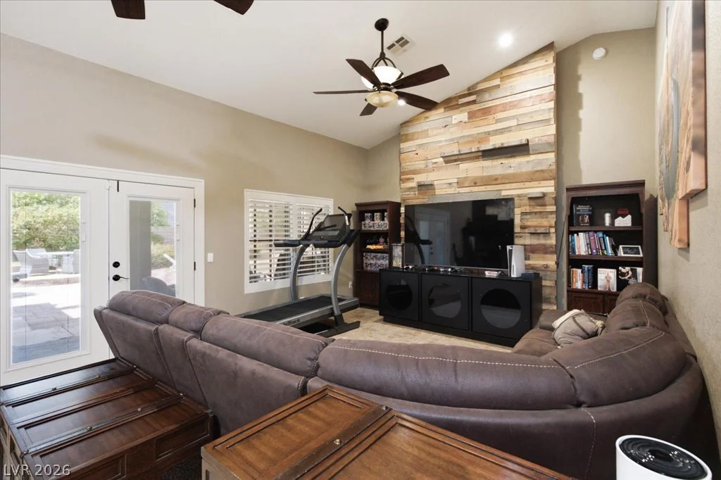 6191 Lindell, Las Vegas, NV 89118