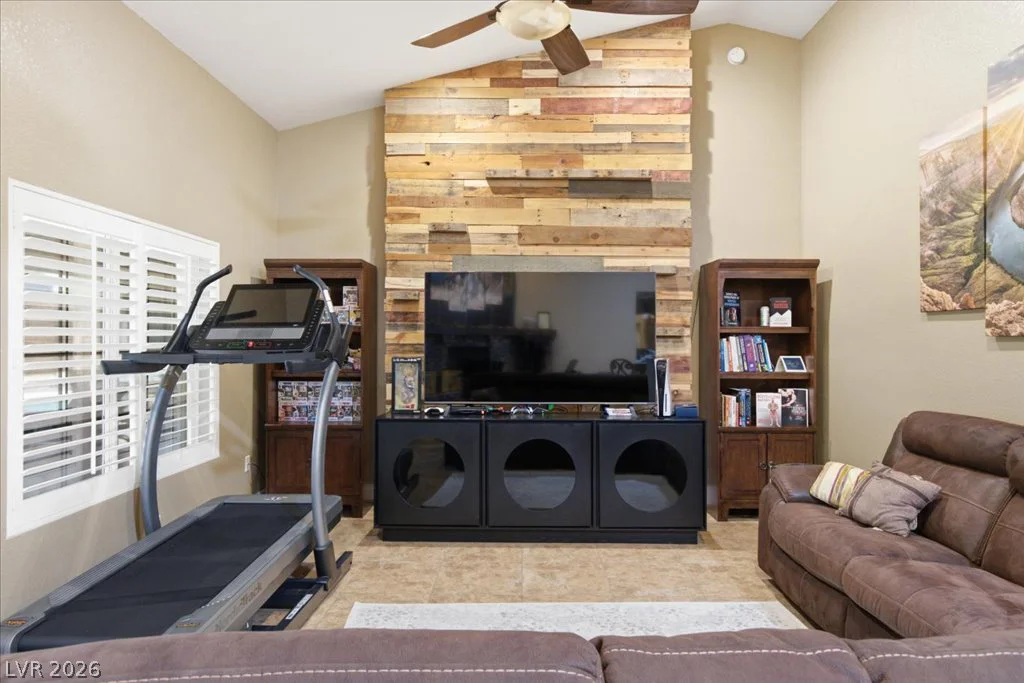 6191 Lindell, Las Vegas, NV 89118