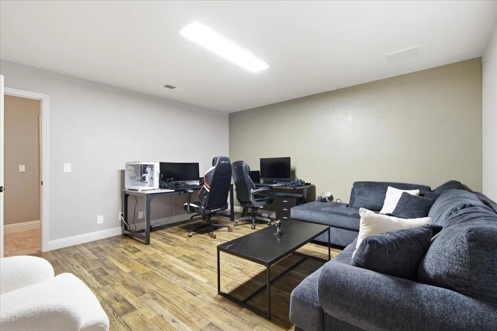 6191 Lindell, Las Vegas, NV 89118
