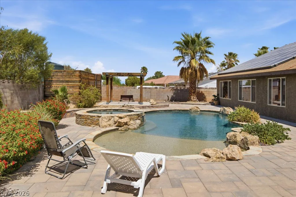 6191 Lindell, Las Vegas, NV 89118